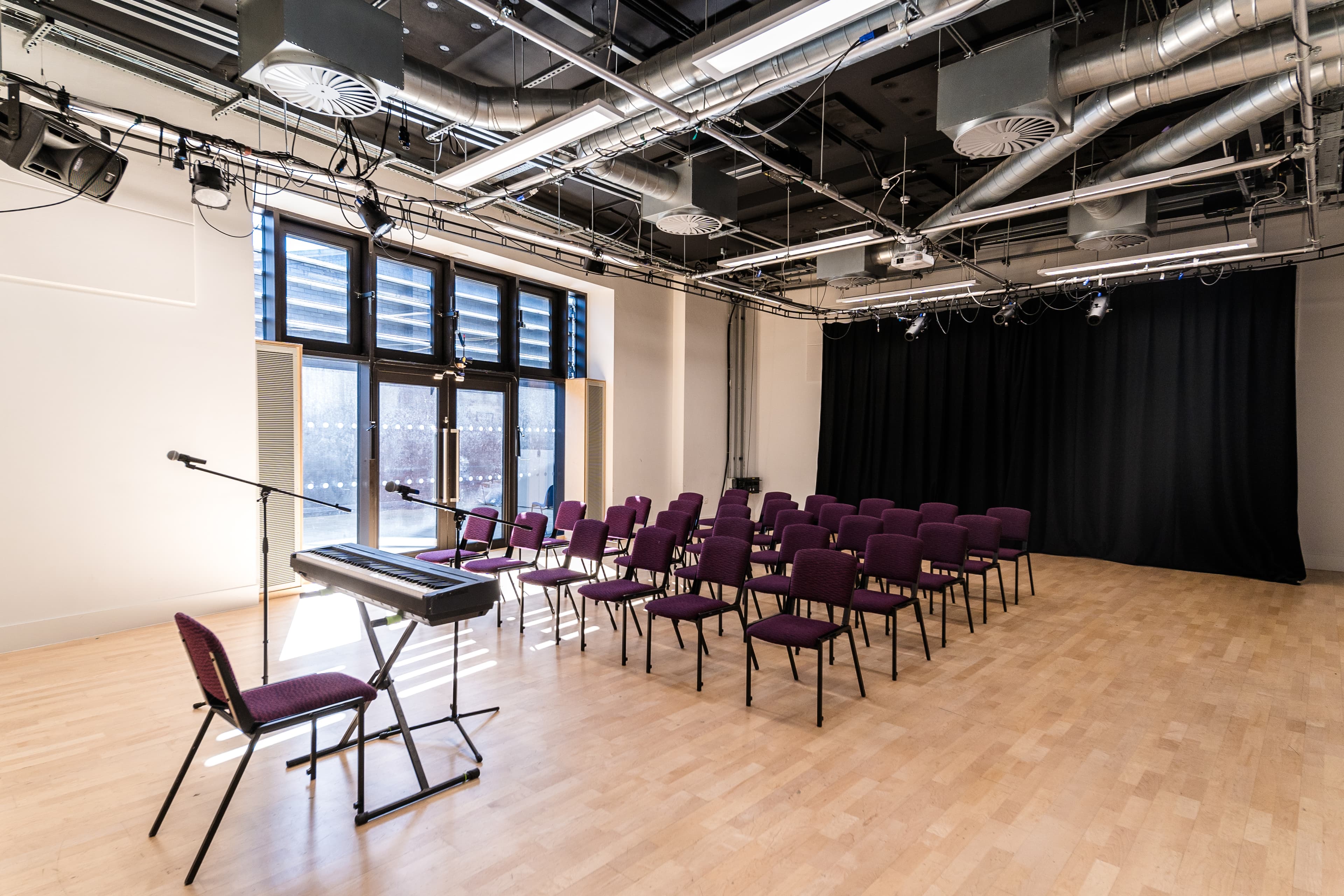 Studio 6, Brixton House photo #2