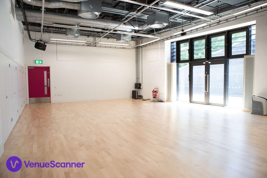 Brixton House, Studio 6 photo #3