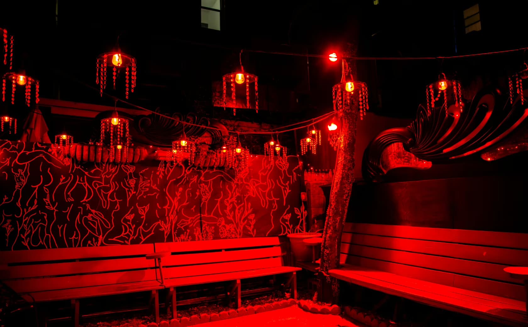 The Bedouin Lounge And Garden, Madame X photo #8