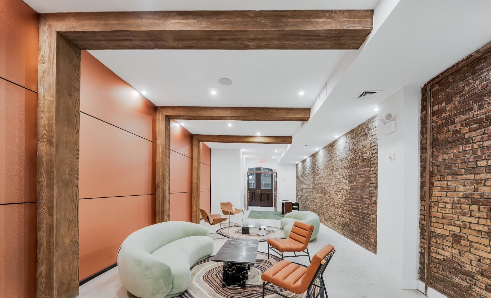 Main And Lower Floor, Maison Rouge photo #2