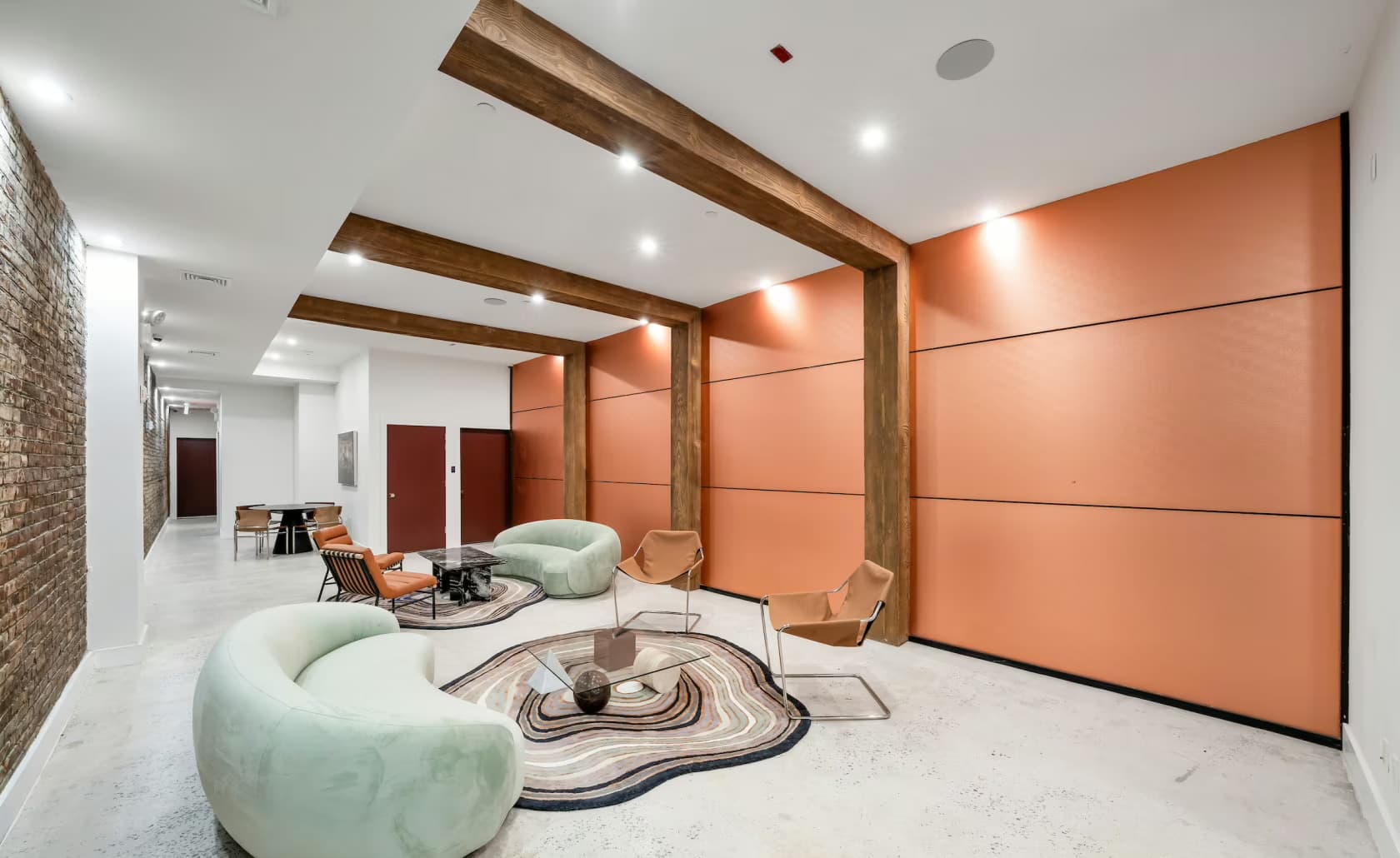 3 Floor Venue, Maison Rouge photo #2