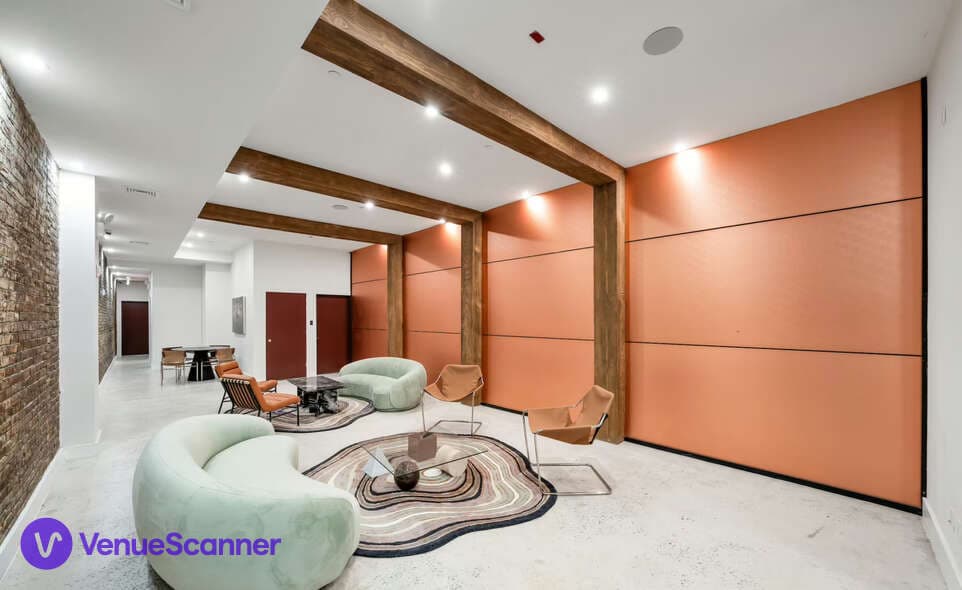 Maison Rouge, Main And Lower Floor photo #3