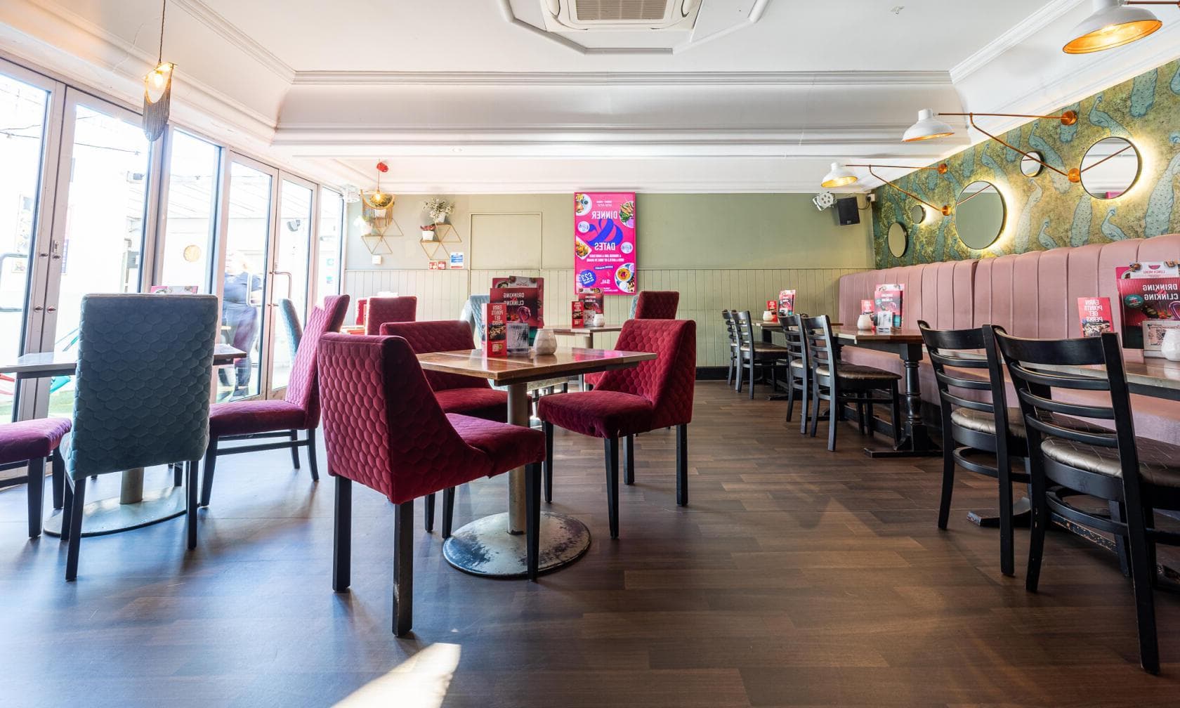 Raised Rear, Slug & Lettuce, Derby photo #1