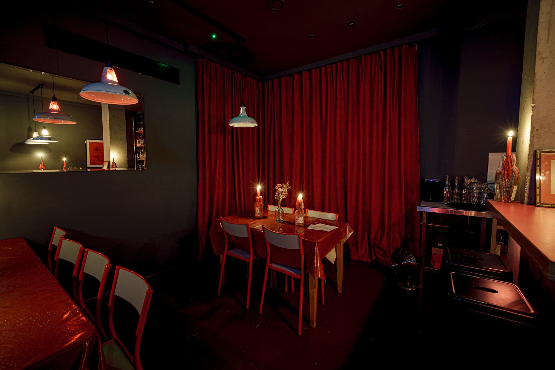 Freddles Bar, Papi Restaurant photo #3
