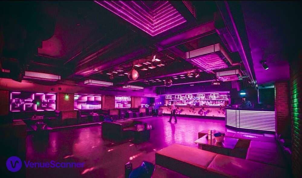 Sway Bar, The Club photo #3