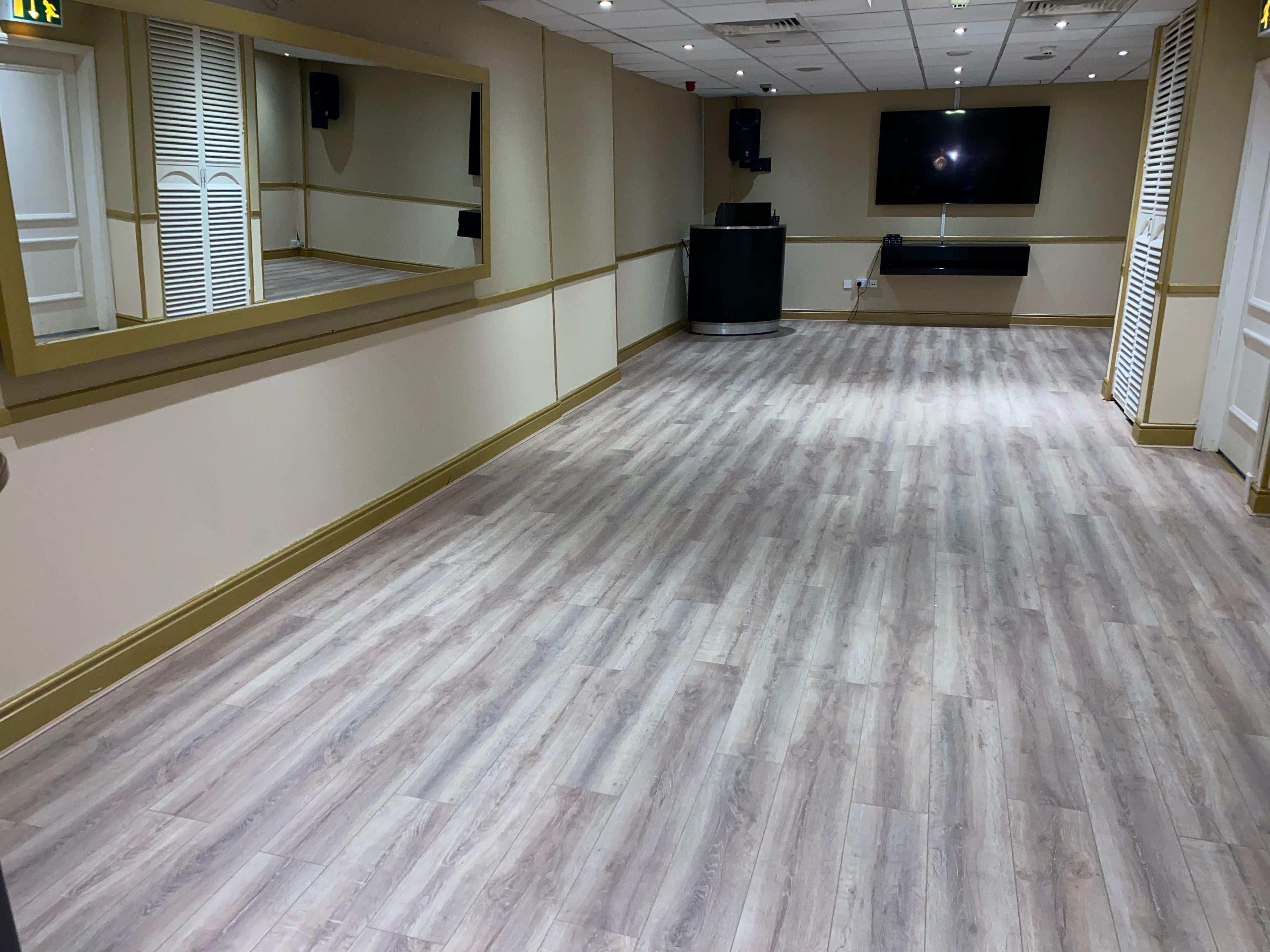 Entire 2nd Level Of Venue, Grosvenor Riverboat Casino photo #3