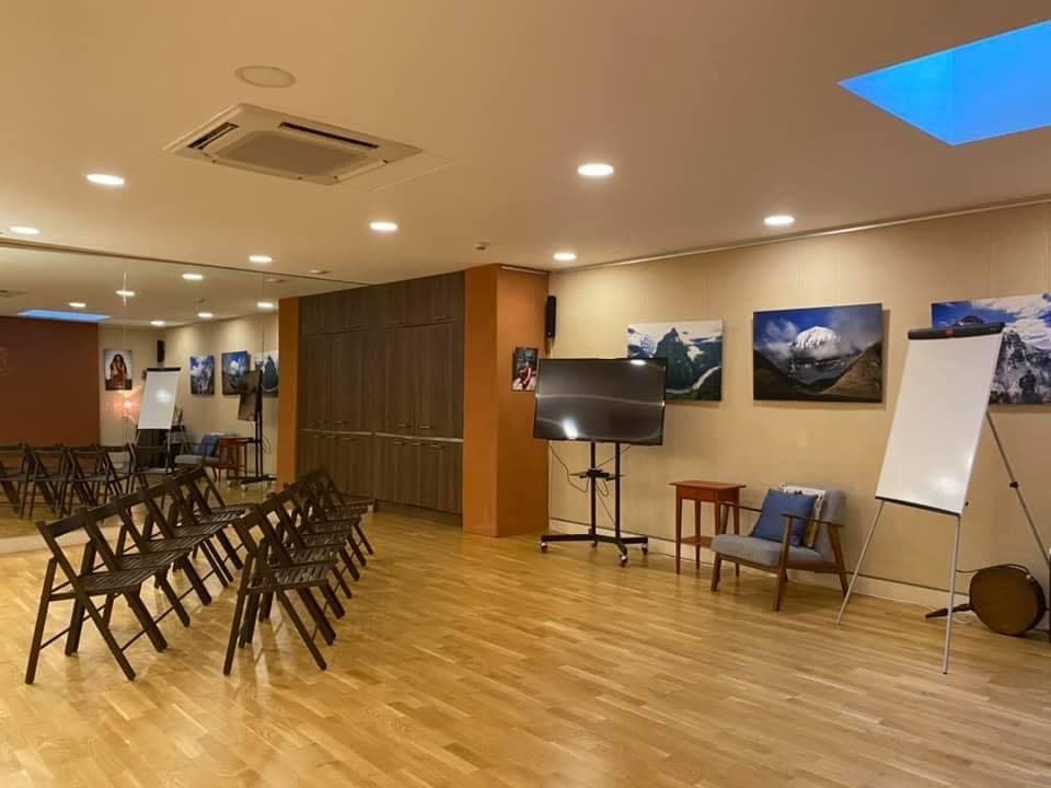 Therapy Room, Lekdanling Tibetan Cultural Centre photo #2