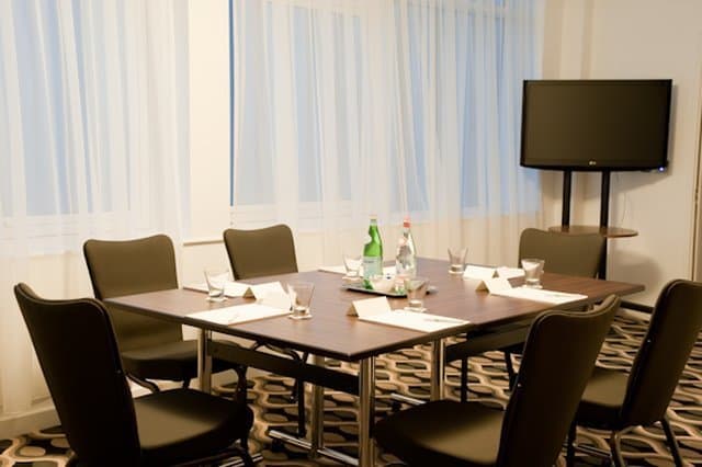 Exclusive Hire, Holiday Inn Derby Riverlights photo #4