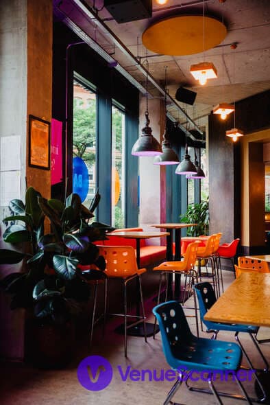 Nell's Kampus, The Snug photo #3