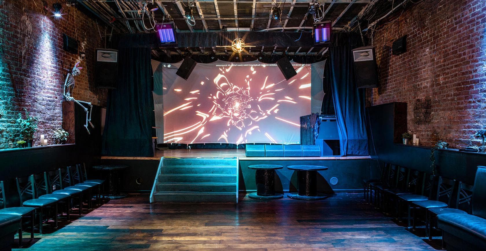 Two-floor Venue, Eris photo #1