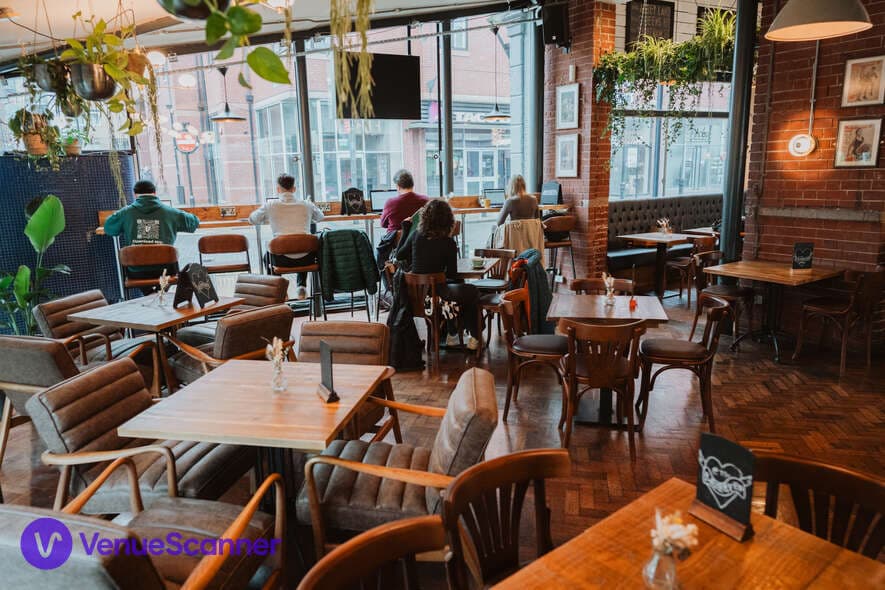 The Forum Kitchen & Bar, The Lounge And Lower Bar photo #3