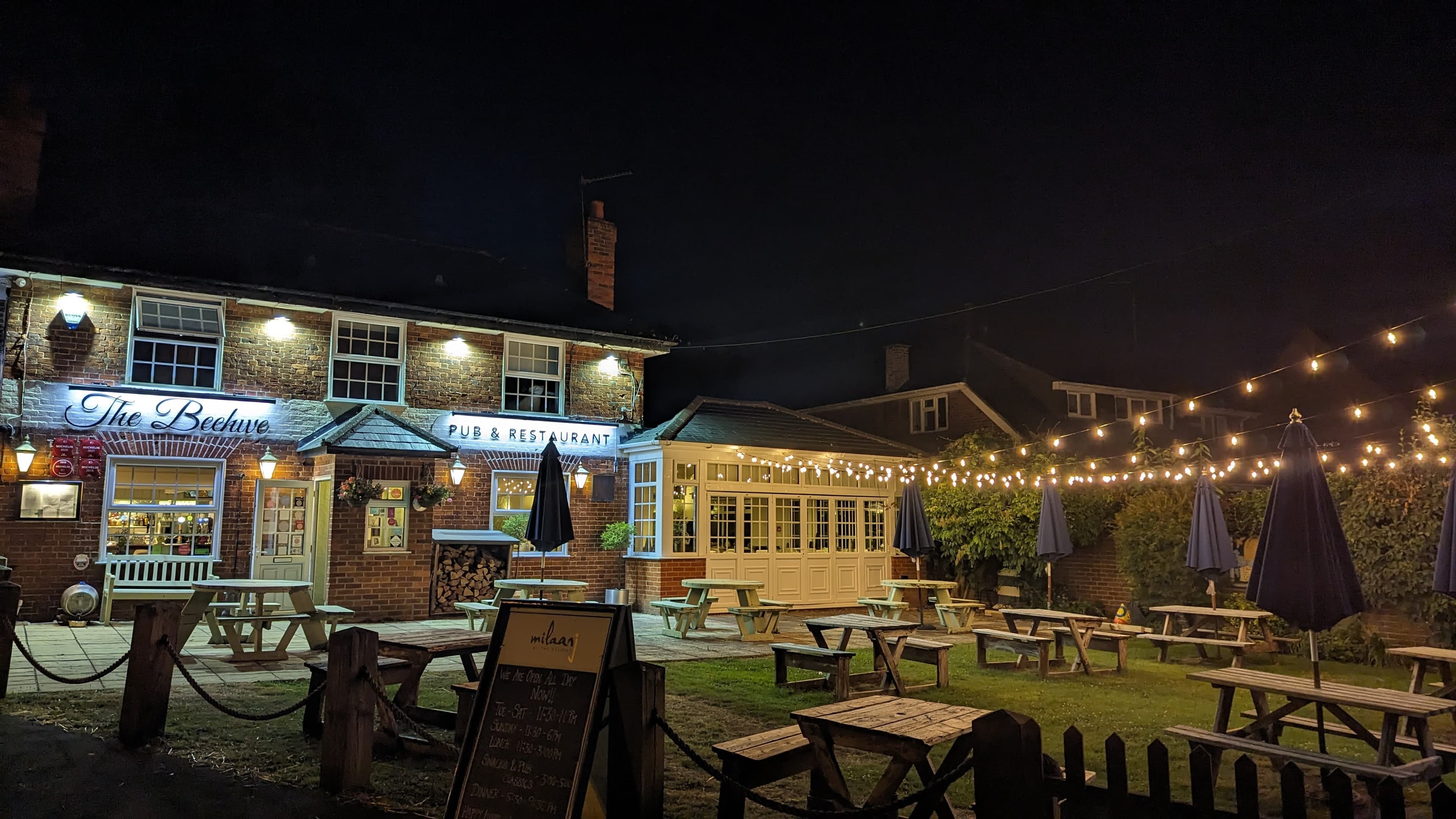 Outdoor Garden, Milaanj At The Beehive photo #1