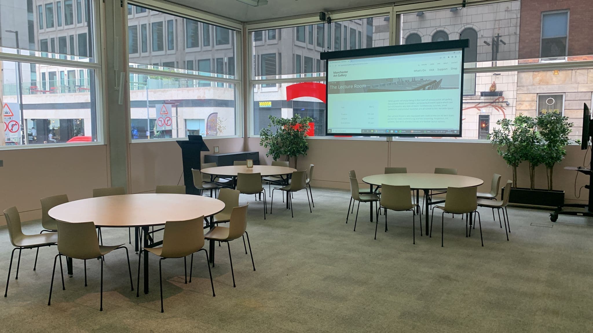 Lecture Room, Manchester Art Gallery photo #2