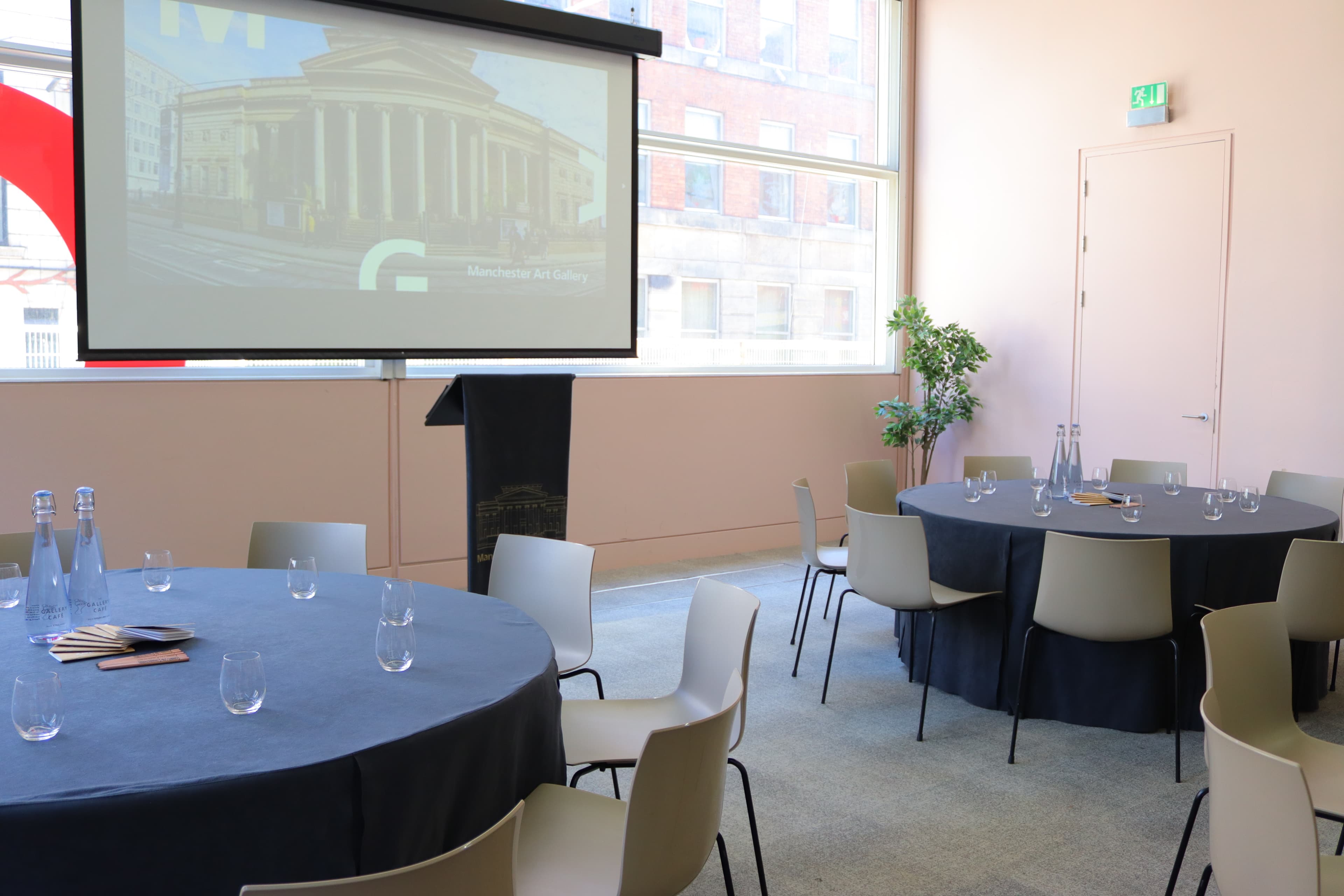 Lecture Room, Manchester Art Gallery photo #3
