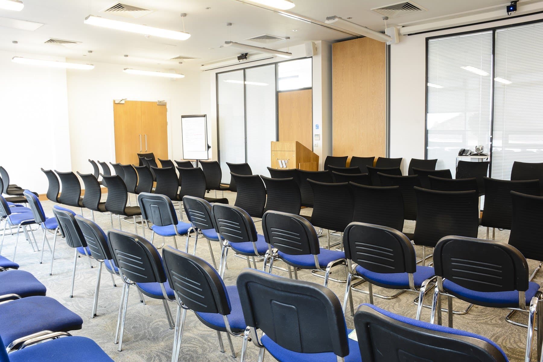 Medium Conference Space, 54 St James Street photo #1