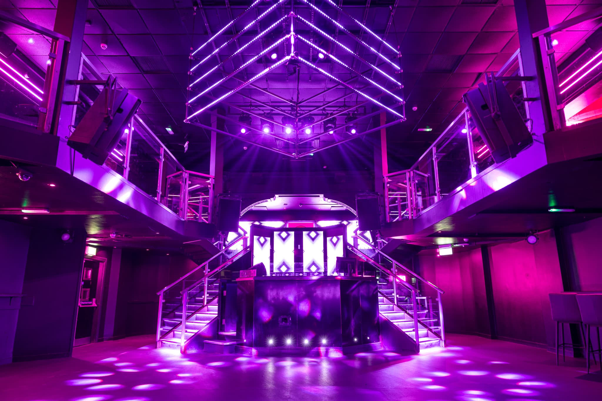 Room 1, Circuit York photo #1