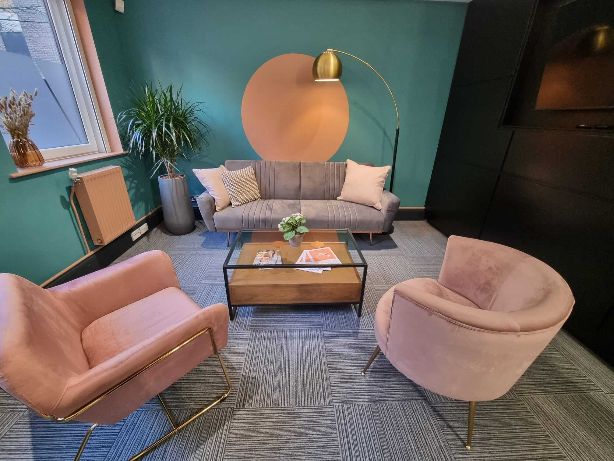 Teal Suite, Wizu Workspace - Park Court - Leeds photo #1