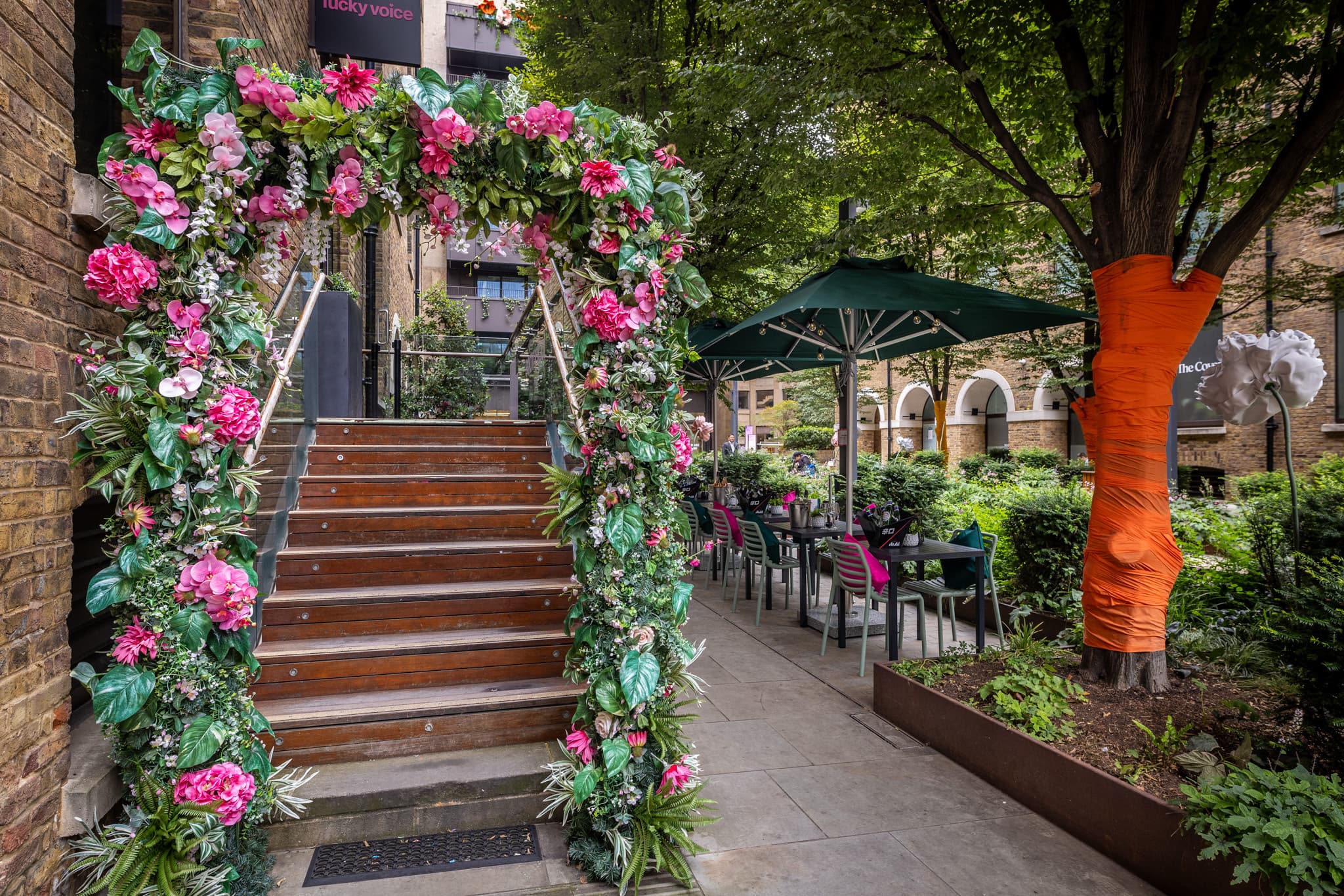 Terrace, Lucky Voice - Liverpool Street photo #27