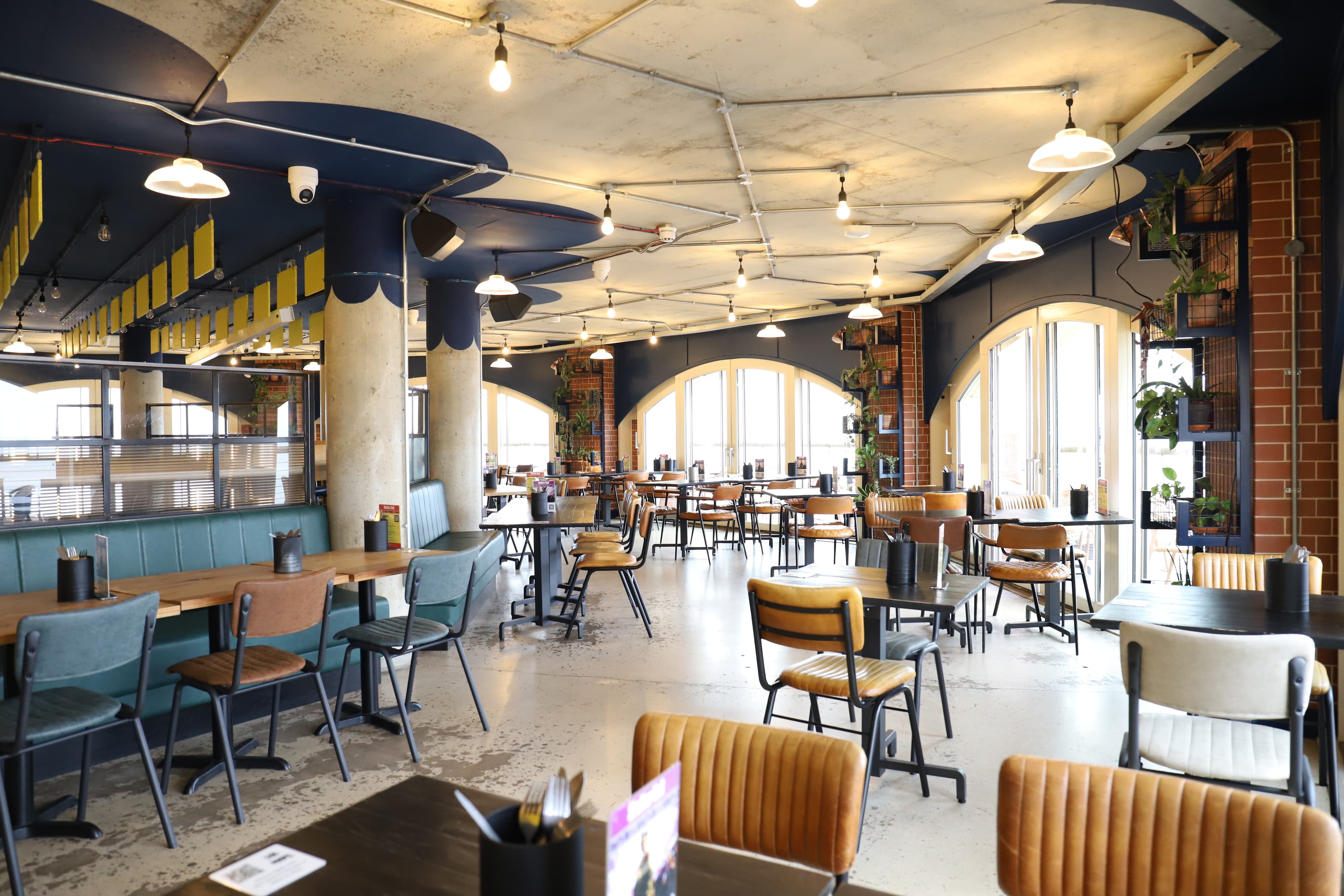 The Mezzanine, Shelter Hall photo #4