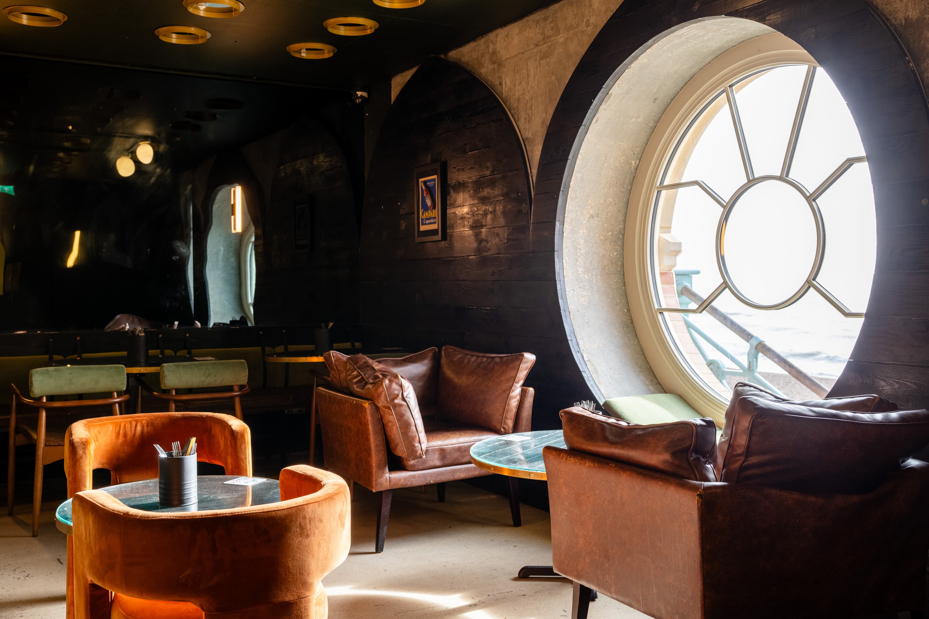 Skylark Bar, Shelter Hall photo #3