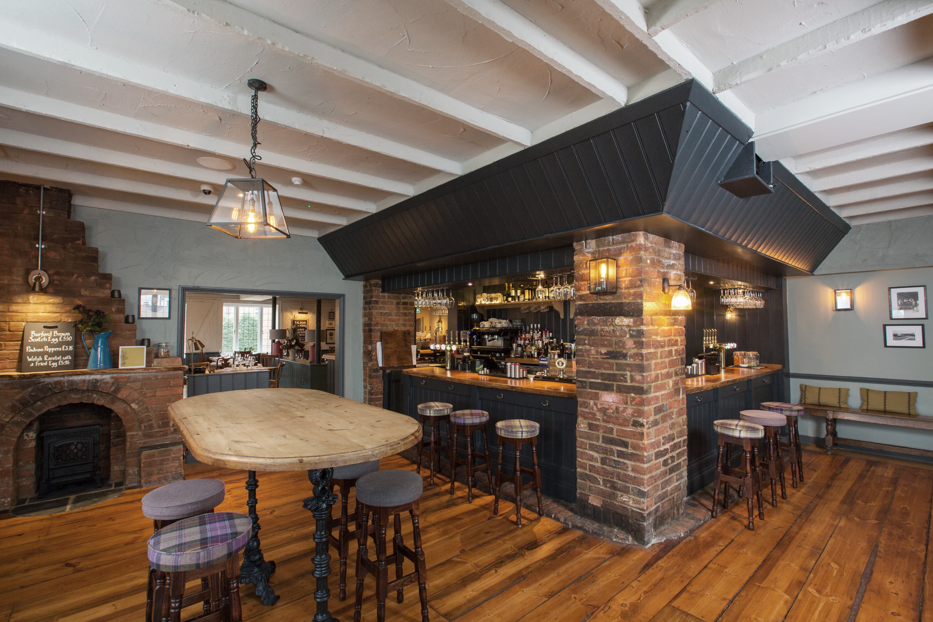 Bar, The Jolly Farmer photo #3