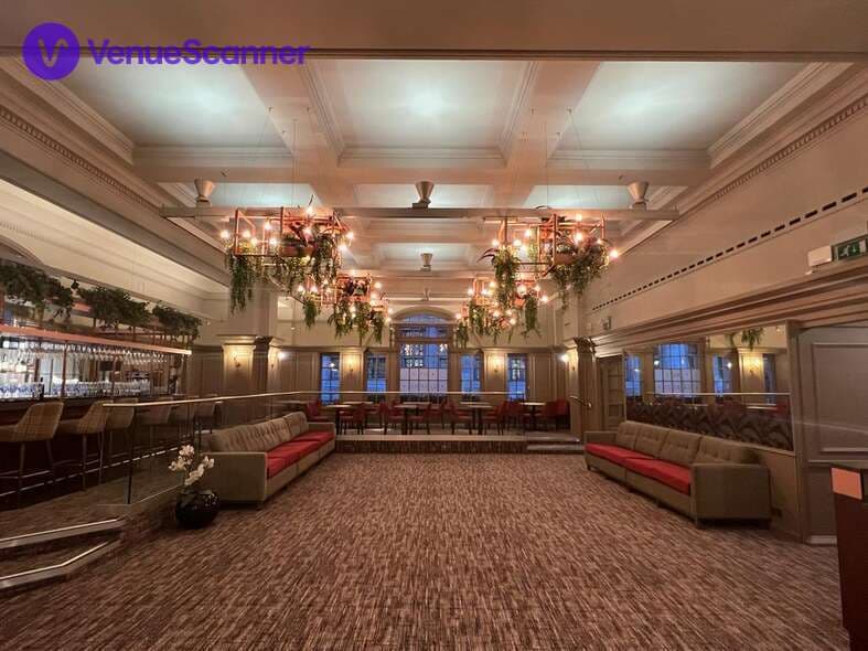 113 Chancery Lane, Six Clerks photo #3