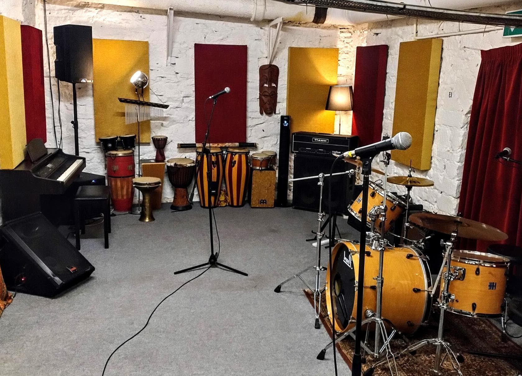 Entire Studio, Cave Music Studios photo #2