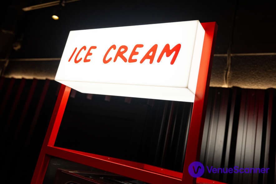 Market Place St. Paul's, Lower Ground photo #3