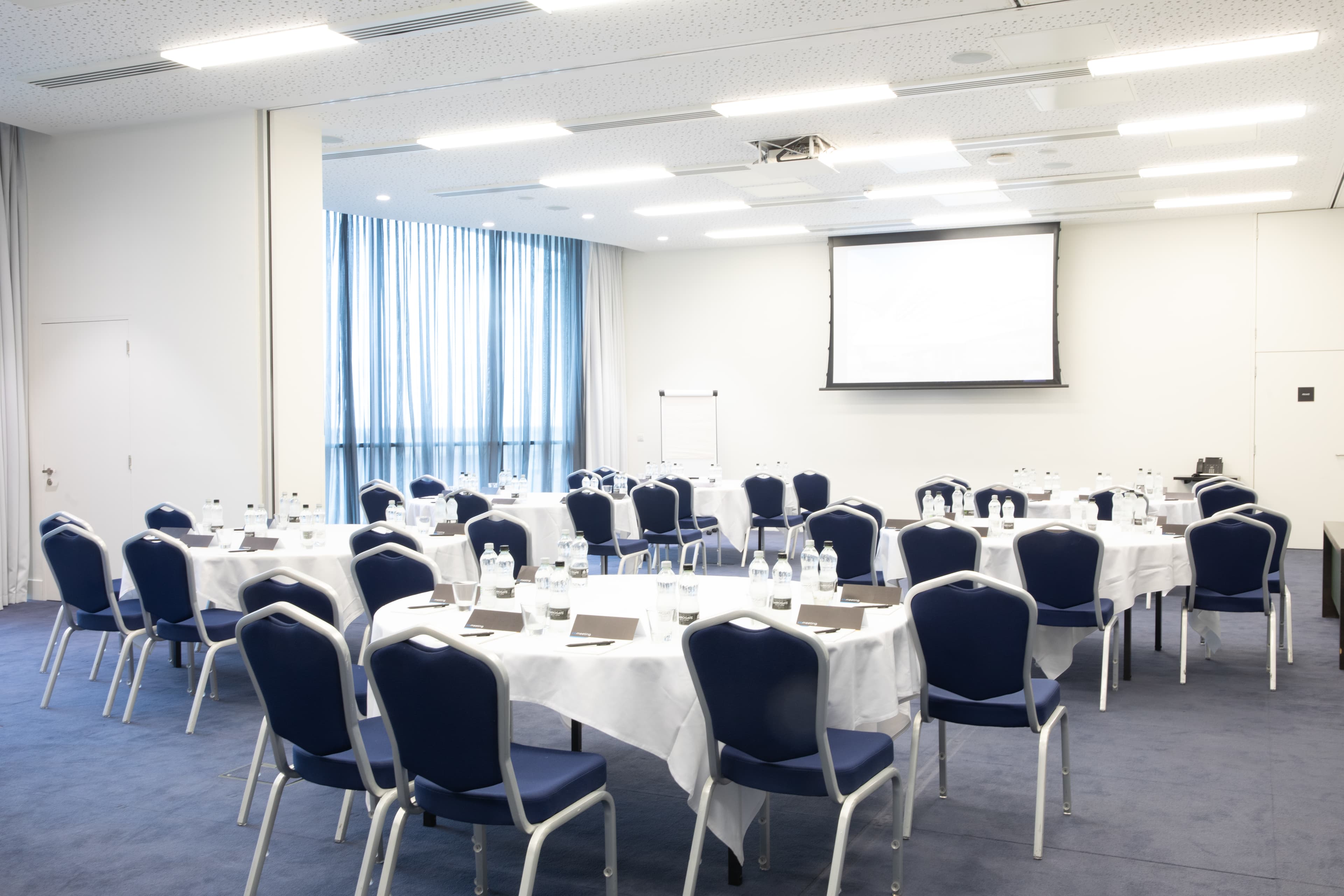 Photo of Pullman Liverpool, Mersey