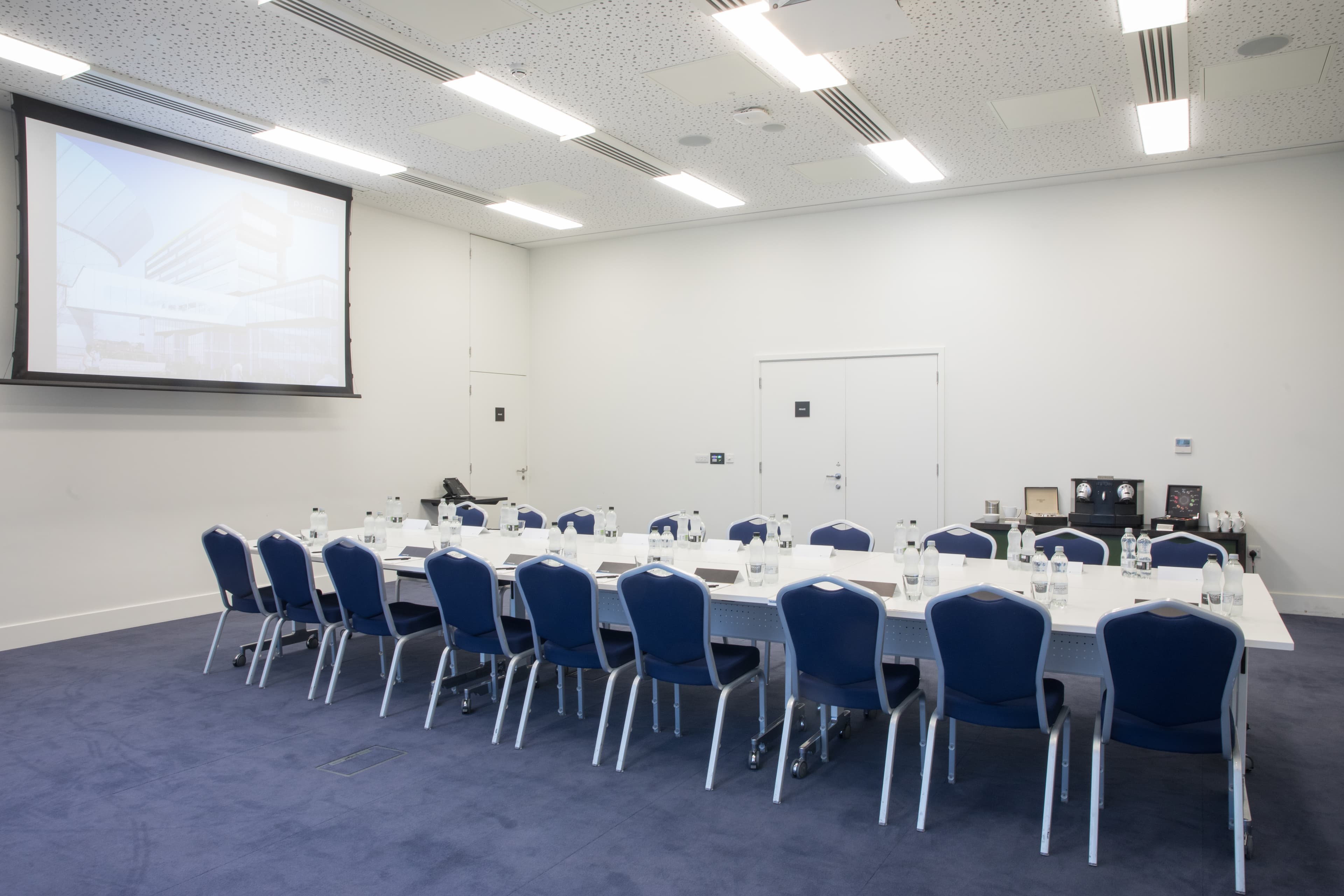 Pullman Liverpool, Albert, undefined photo #1