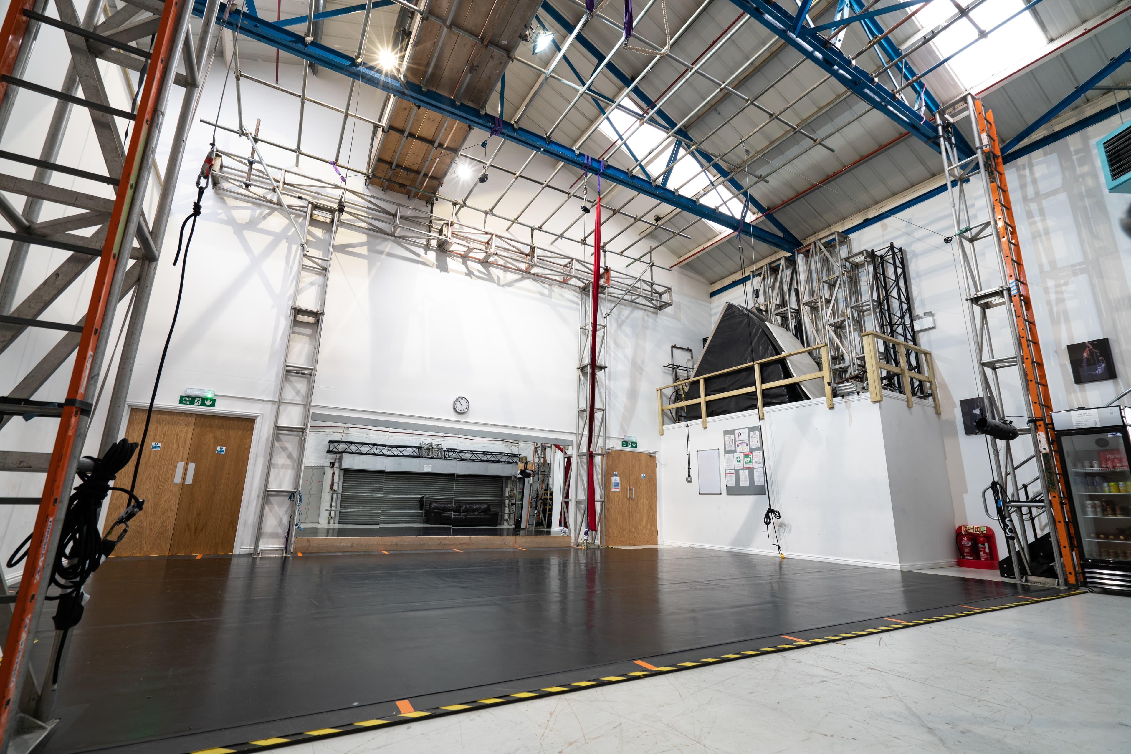 Creation Studio, Aircraft Circus Academy photo #2