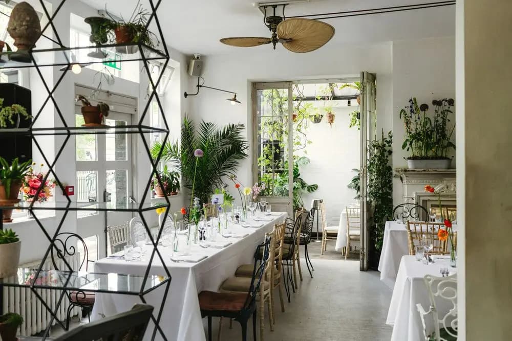 Restaurant, Bourne & Hollingsworth Buildings photo #1