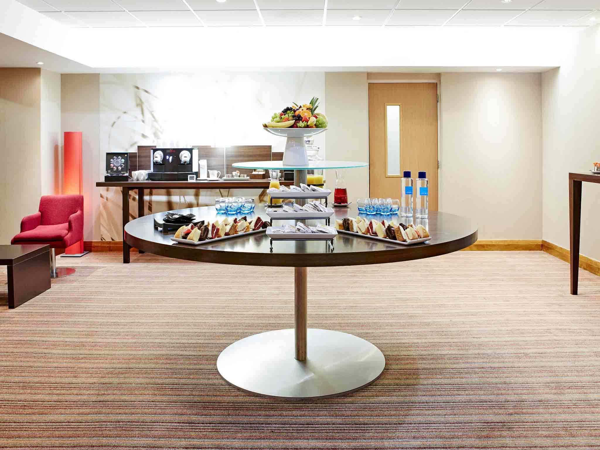 Calais Suite, Novotel London Waterloo photo #1