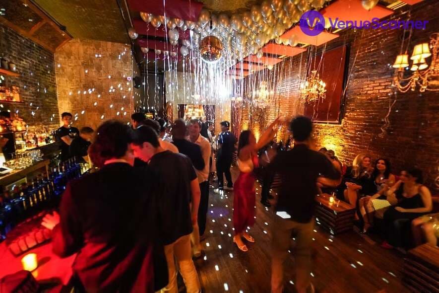 Velvet Brooklyn, Main Bar photo #3