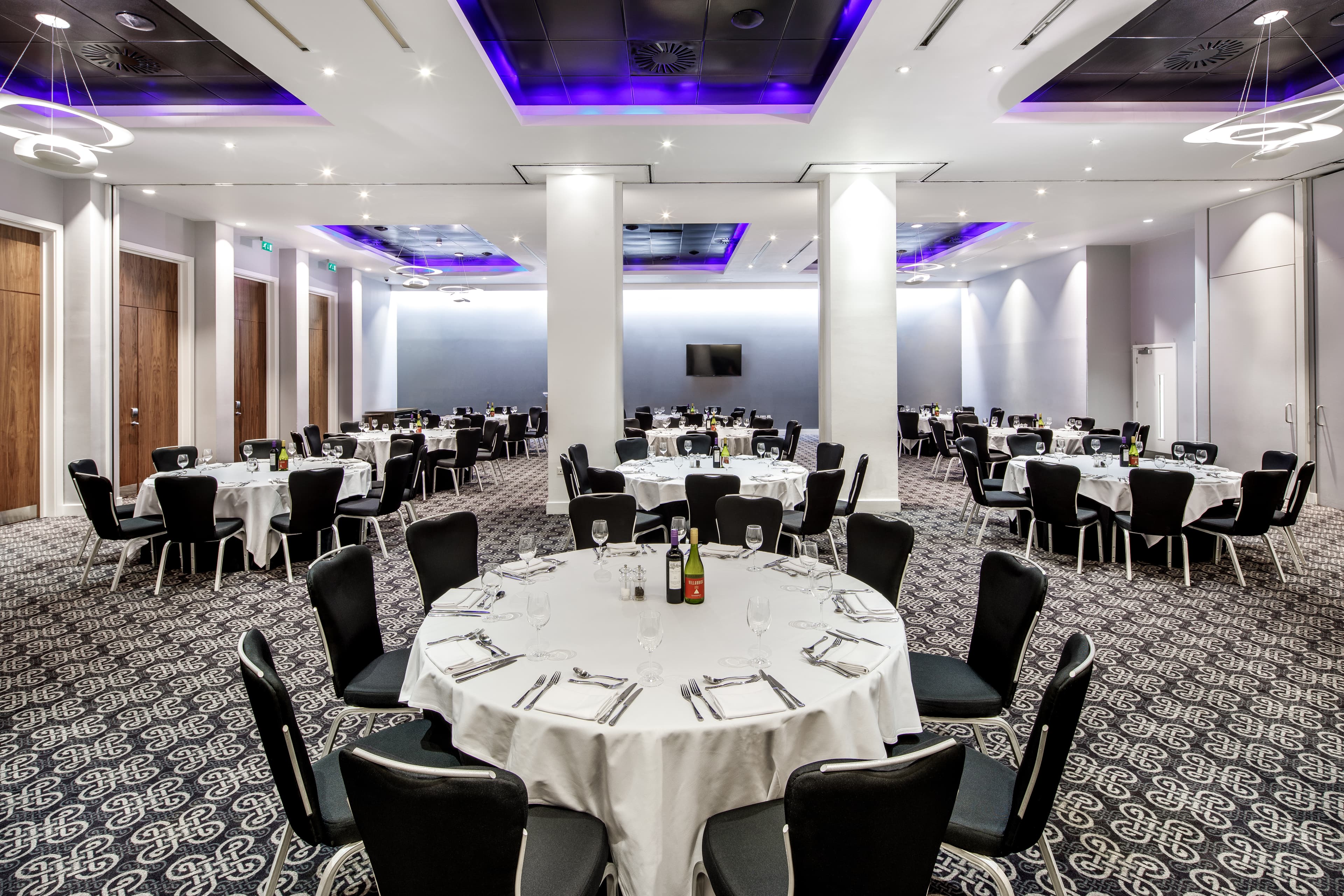 Azzurro 2 Suite, Radisson Blu Hotel, Cardiff photo #2