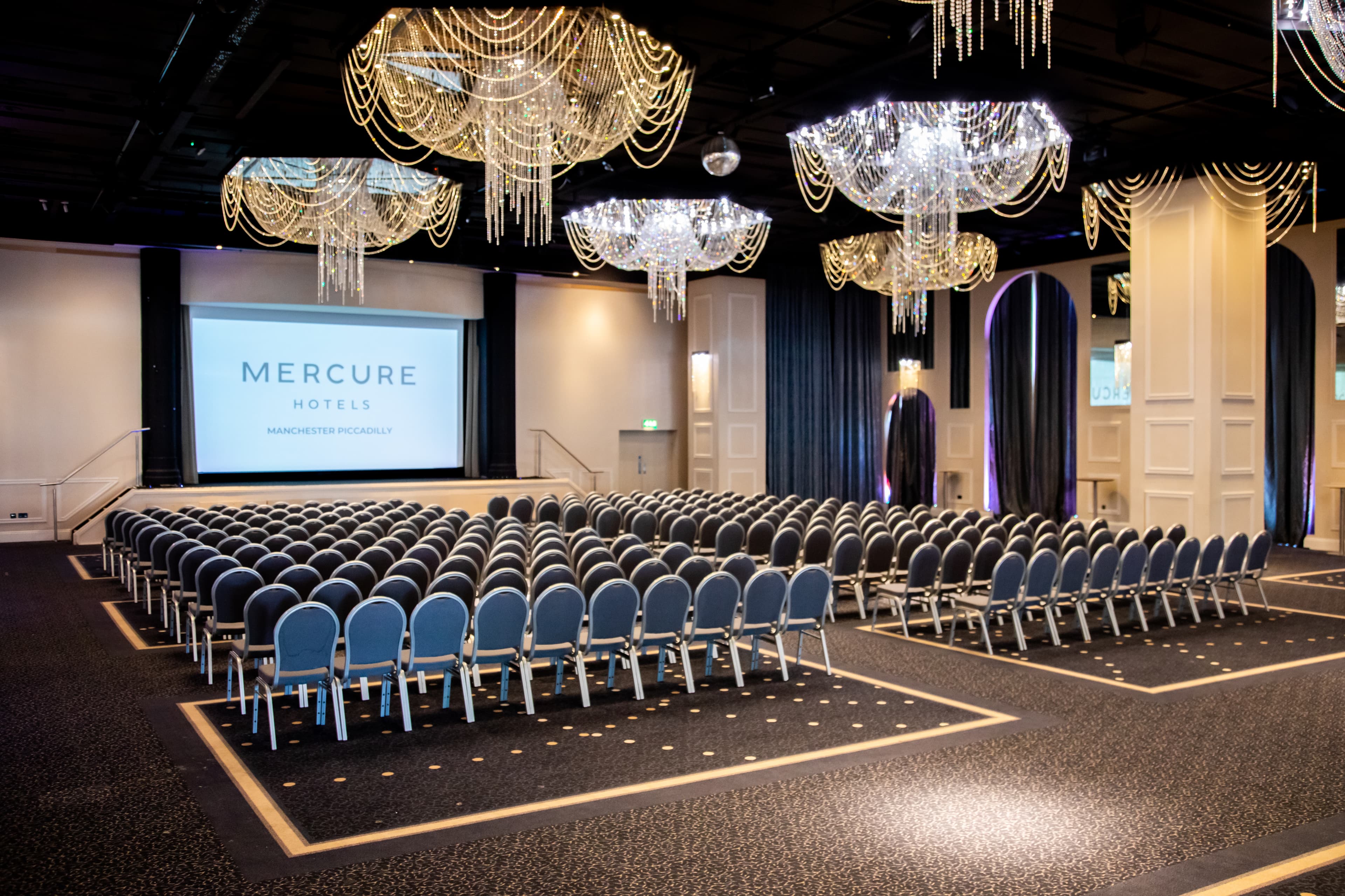 International Suite, Mercure Manchester Piccadilly Hotel photo #1