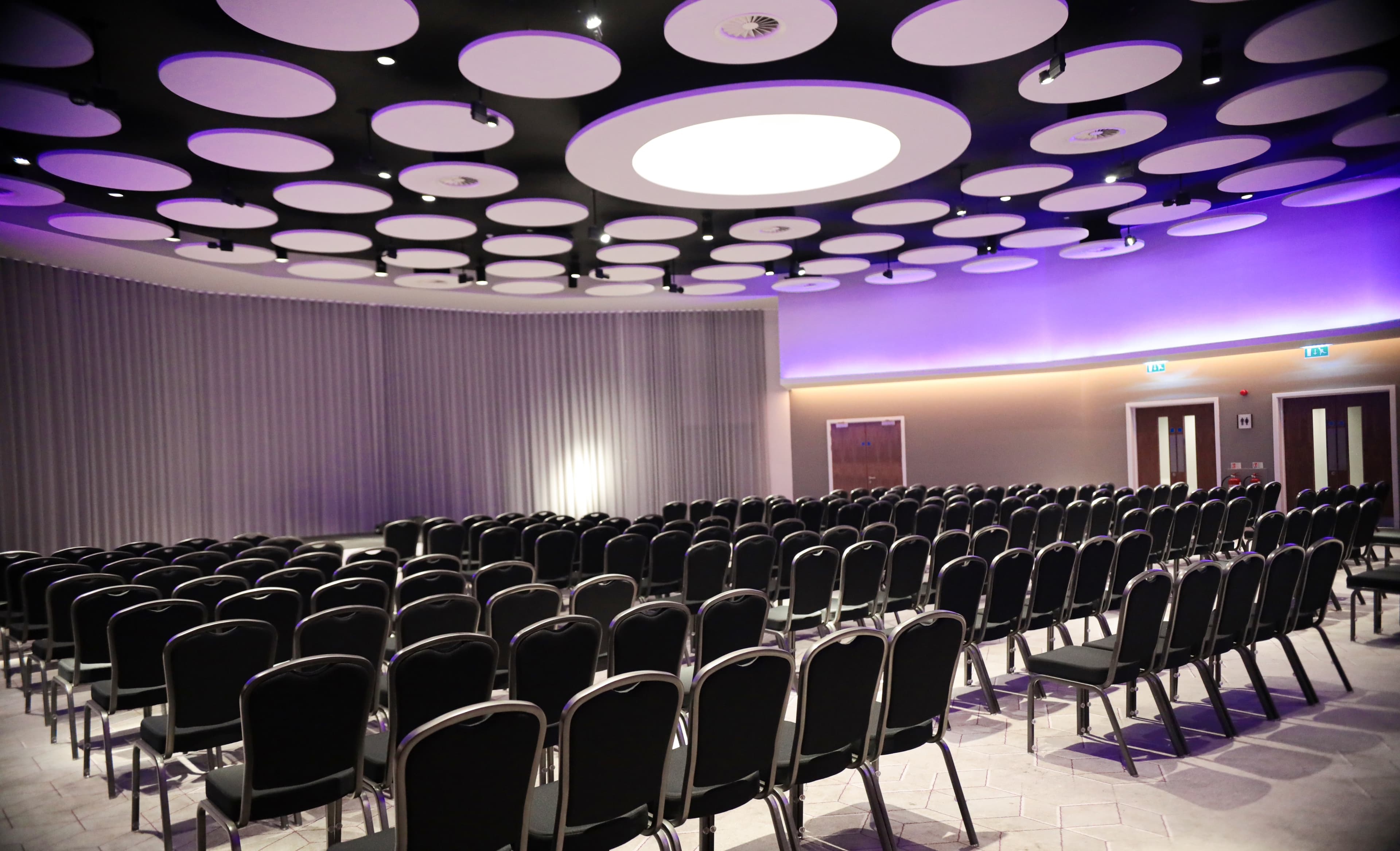 Stephenson Suite, Crowne Plaza Newcastle - Stephenson Quarter photo #6