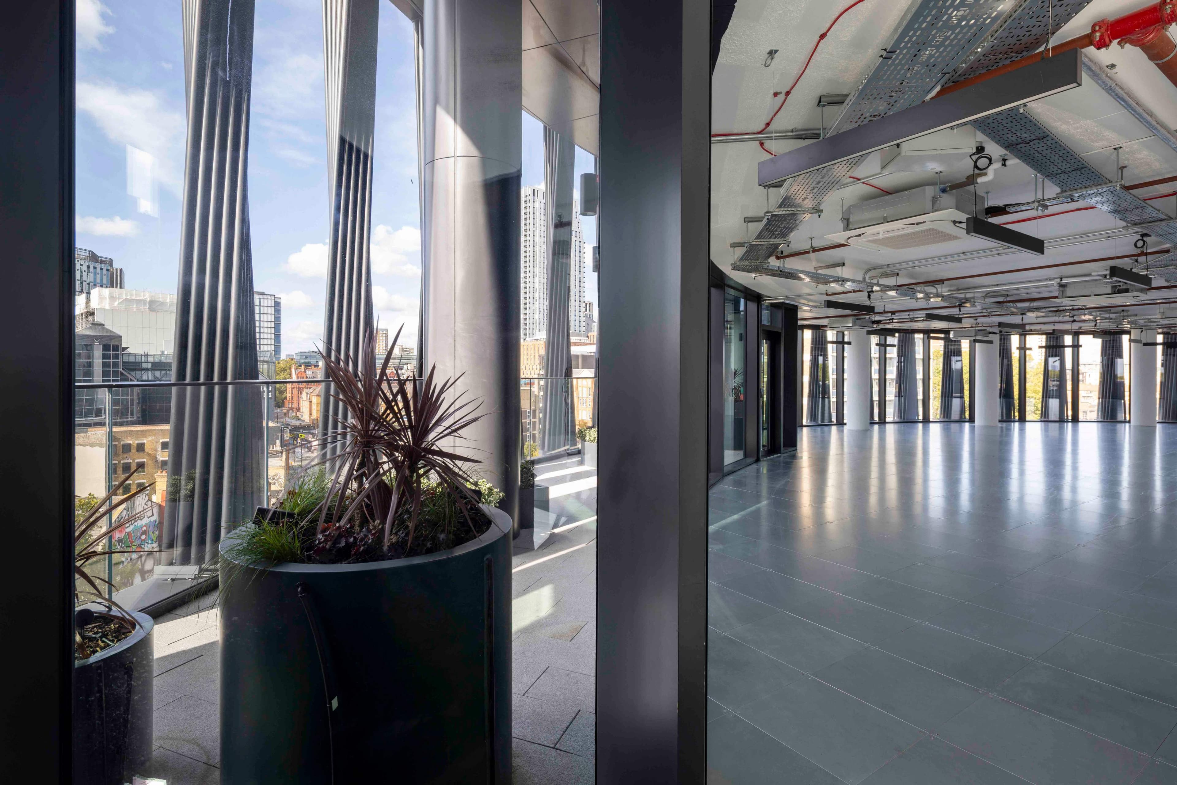 Office Space - Floor 2, Art’otel London Hoxton photo #6