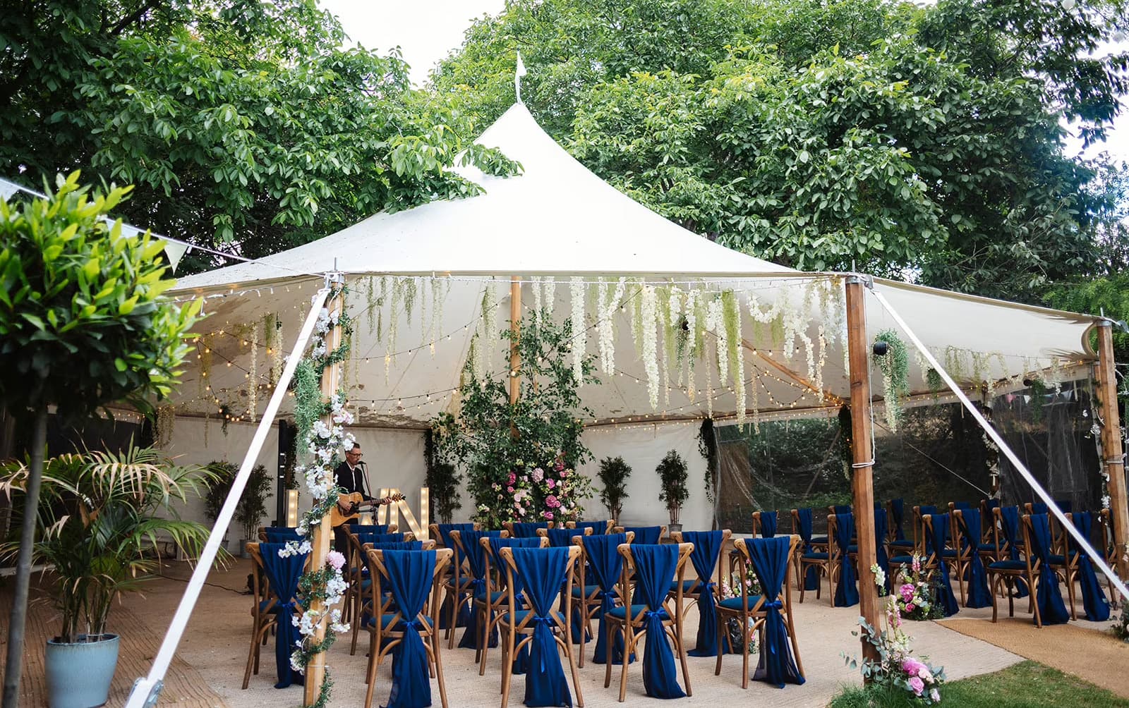 Teepee, Gonville Hotel photo #2