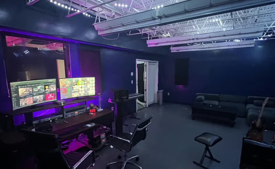 Recording Studio, Deportee Studio photo #2