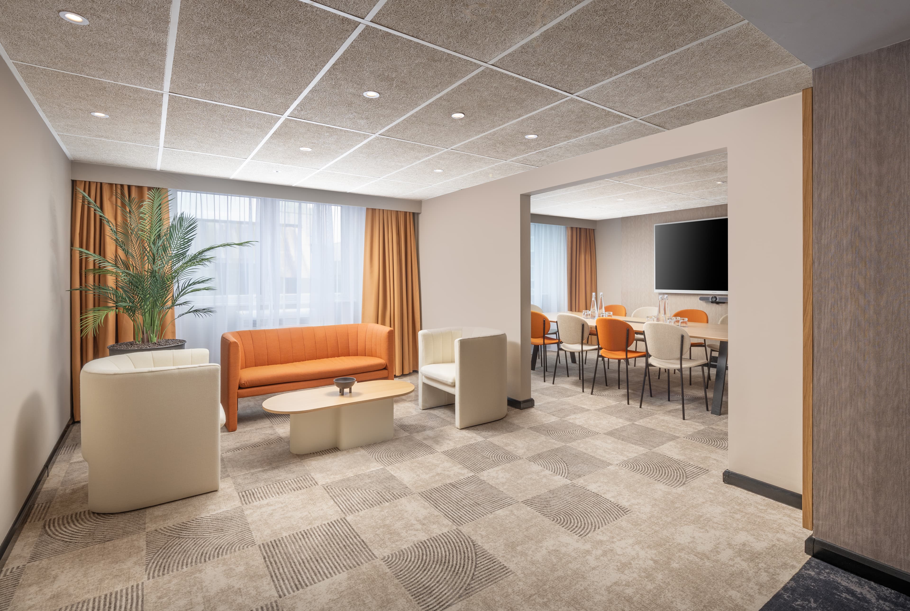 Greenwich Park Meeting Room, Mercure London Earls Court Hotel & Conference Centre photo #3