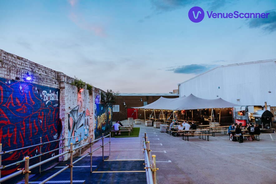 Document Bristol, RECORD photo #3