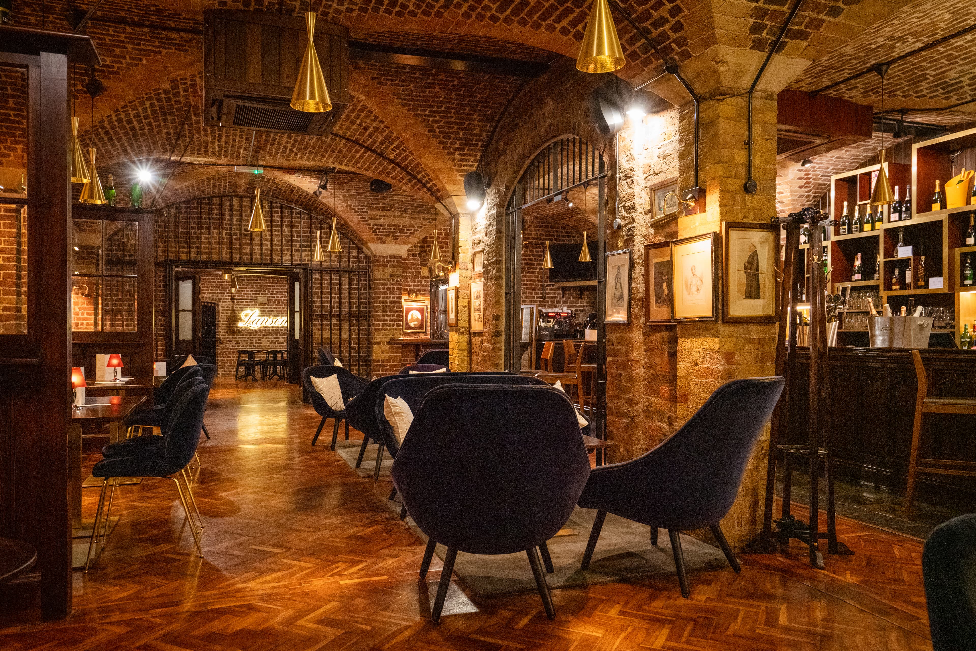 The Champagne Bar, 116 Pall Mall photo #3