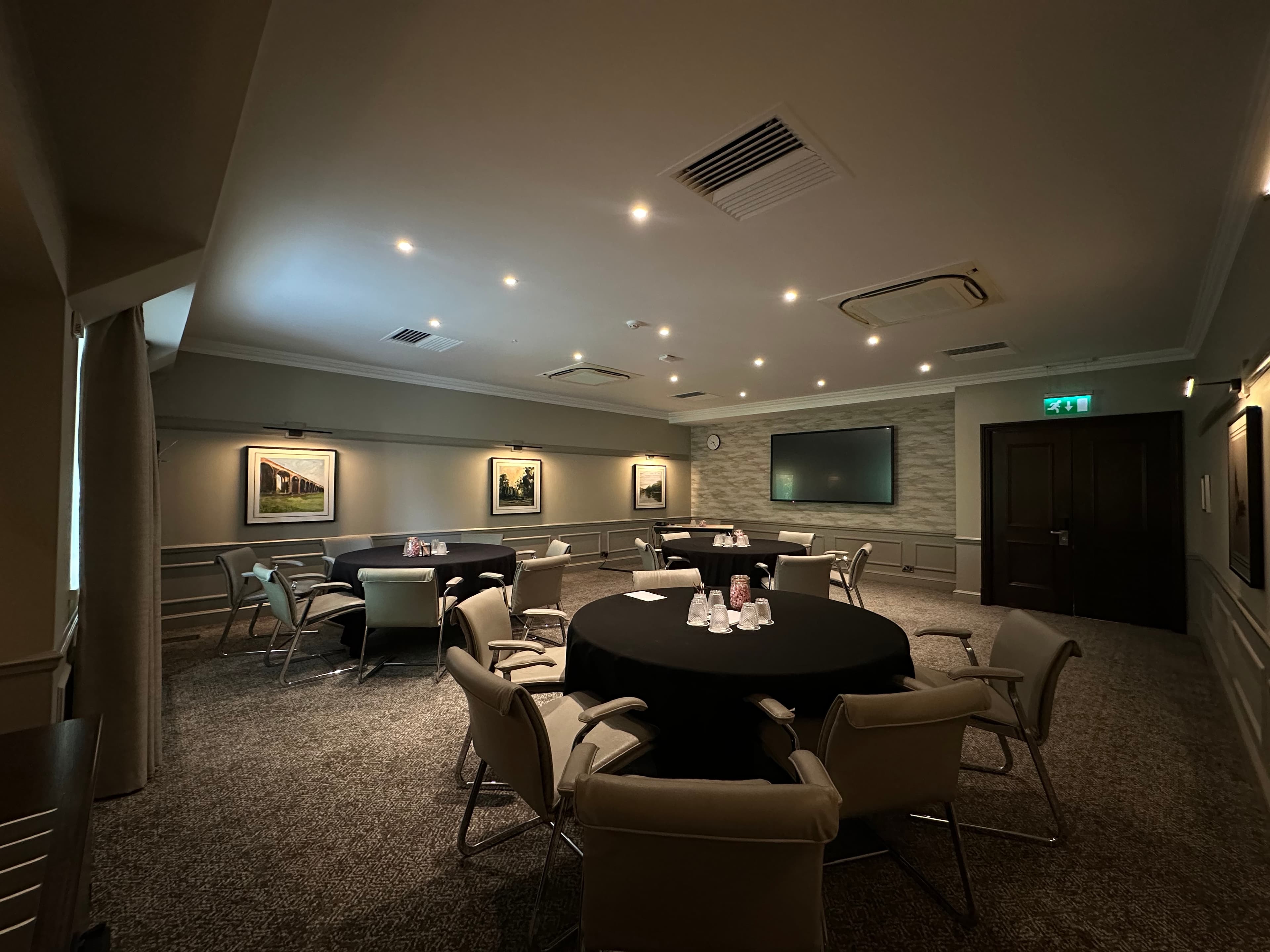 Oakham Suite, Kettering Park Hotel & Spa photo #1