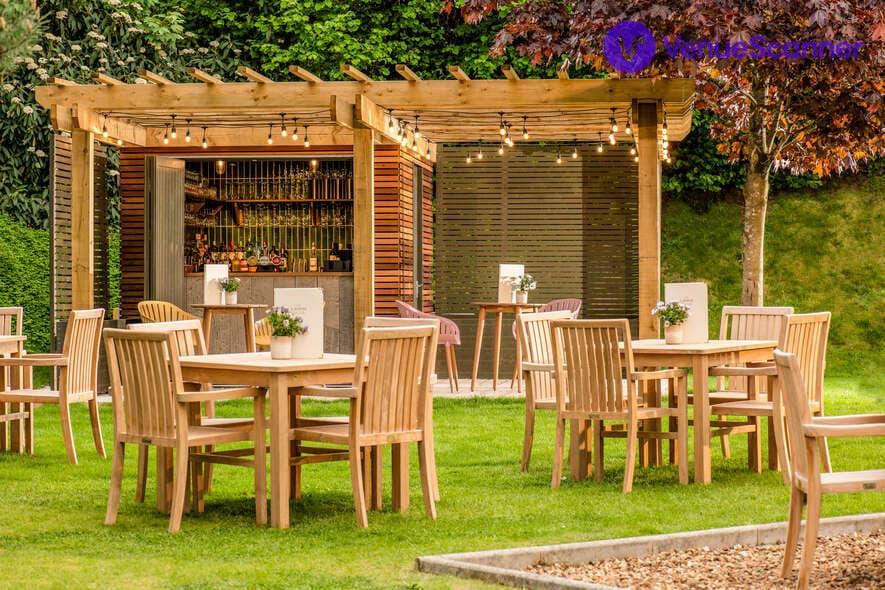 Kettering Park Hotel & Spa, The Lawn Club photo #3