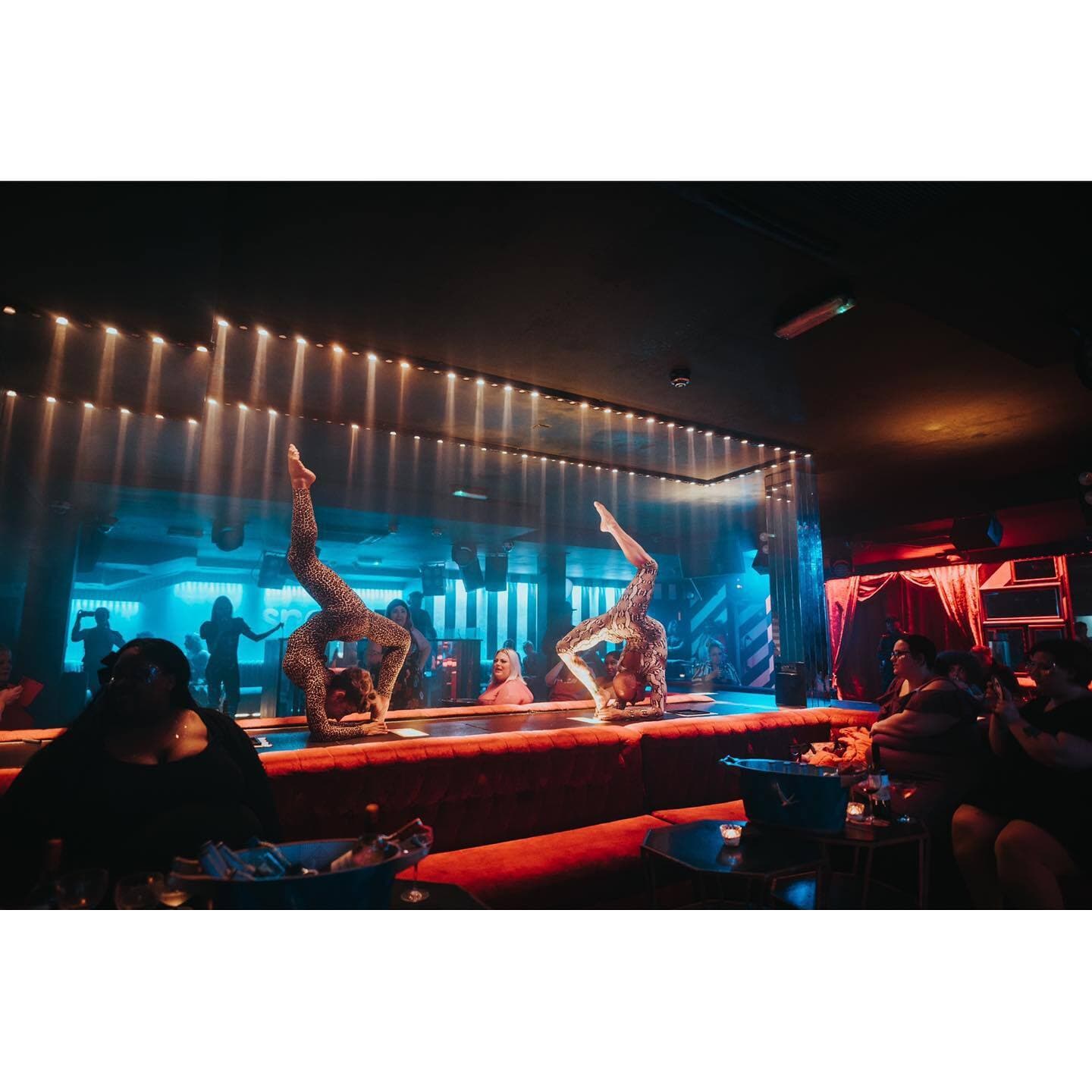 Semi Exclusive Space, Cirque Le Soir photo #3