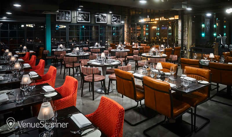 New Road Hotel, Mr. White's English Chophouse photo #3