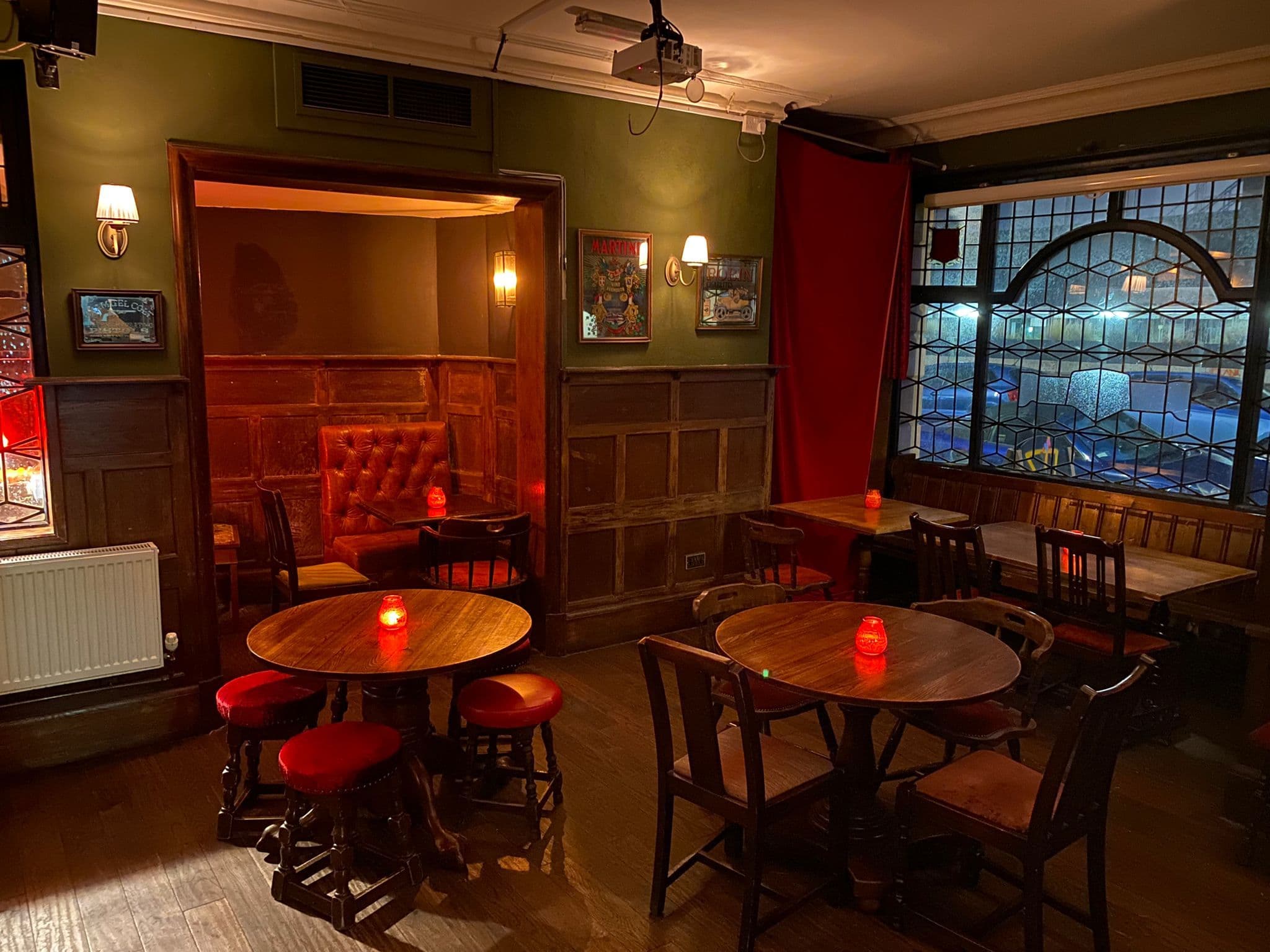 Pub/Diner, Barrelhouse photo #4