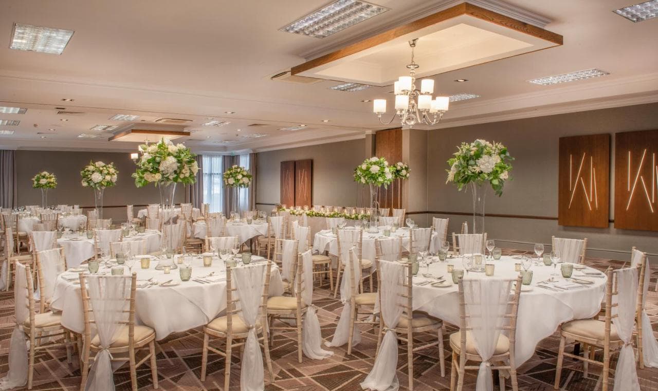 Cotswold 2, Aztec Hotel & Spa photo #1