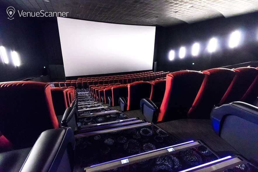 Cineworld Nottingham, Screen 10 - 436 Seats photo #3